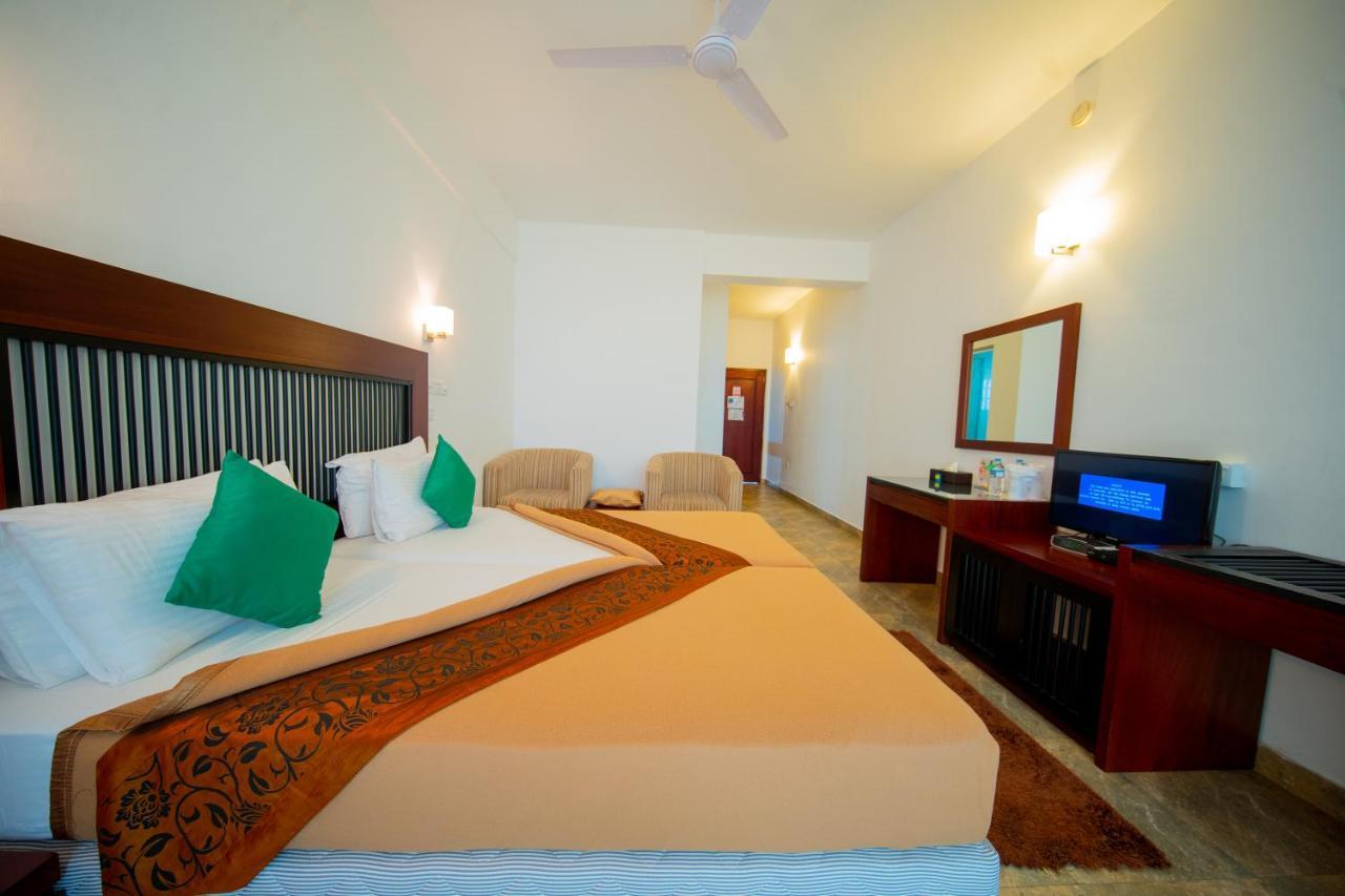 Olympus Plaza Hotel ハプタレー エクステリア 写真